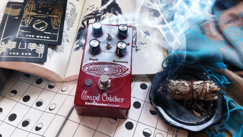 EarthQuaker Devices Grand Orbiter
